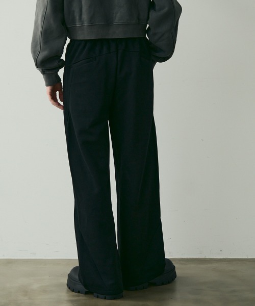 Shoowtime(ショウタイム)の「Wide Silhouette Sweatpants / ワイドシルエットスウェットパンツ(スウェットパンツ・メンズ・ブラック/グレー・MEDIUM/LARGE/X-LARGE)」の9枚目の写真