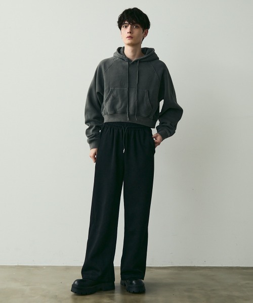 Shoowtime(ショウタイム)の「Wide Silhouette Sweatpants / ワイドシルエットスウェットパンツ(スウェットパンツ・メンズ・ブラック/グレー・MEDIUM/LARGE/X-LARGE)」の14枚目の写真