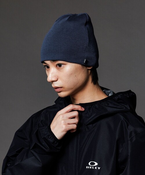 新作‼️OAKLEY ブラック ニット帽 フリーサイズ オークリー（OAKLEY）（メンズ）ニット帽 ESSENTIAL CUFF BEANIE