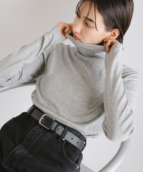 evernavy(エバーネイビー)の「ソフトフライス 長袖 Tシャツ《タートルネック 》(Tシャツ/カットソー・レディース・ブラック/杢グレー/チョコ/オフホワイト・S/M)」の7枚目の写真