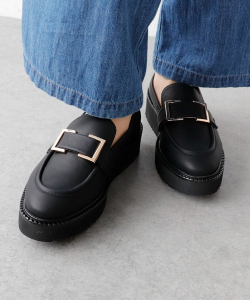 Chiaki Katagiri（チアキカタギリ）の「ビット風ローファー【CHIAKI KATAGIRI/チアキカタギリ】（ローファー・レディース・ベージュ/ブラック・36/35/38/37）」の2枚目の写真