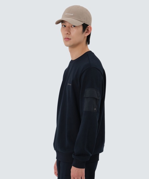 Snow Peak(スノーピーク)の「SnowPeak / Land Pocket Sweatshirt ランドポケットスウェットシャツ 海外限定(スウェット・メンズ・ブラック/ライトベージュ/ダークネイビー・M/L/XL)」の3枚目の写真