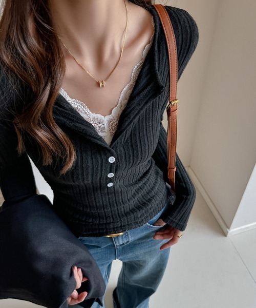 yuue' ( wear )(ユーイ)の「レース付きヘンリーネックリブトップス(Tシャツ/カットソー・レディース・ホワイト/チャコールグレー/オートミール/ブラック・FREE)」の14枚目の写真