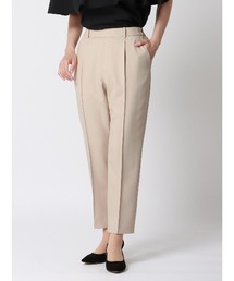 SUIT SQUARE（スーツスクエア）の「CHANTOWA ピンタックテーパードパンツ ウォッシャブル ストレッチツイル 無地（スラックス）」