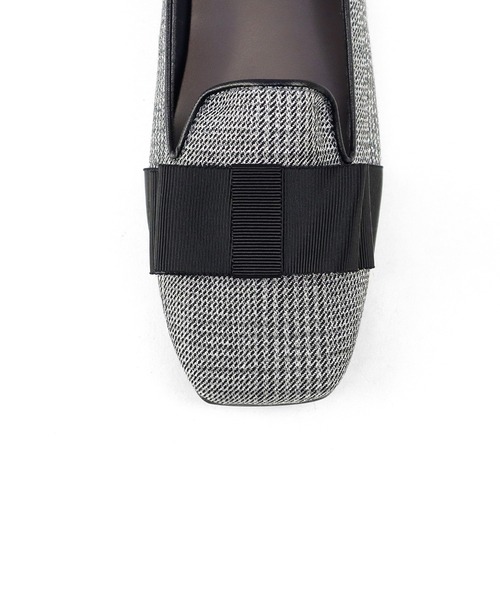 chocolates(チョコラテス)の「晴雨兼用 グログランリボン オペラパンプス【日本製】(パンプス・レディース・ブラック/チェック/ダークブラウン・24.5cm/25.0cm/22.0cm/22.5cm/23.0cm/23.5cm/24.0cm)」の6枚目の写真