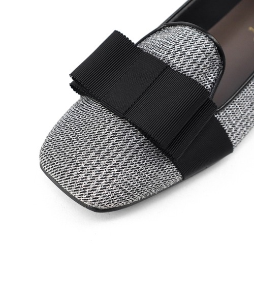 chocolates(チョコラテス)の「晴雨兼用 グログランリボン オペラパンプス【日本製】(パンプス・レディース・ブラック/チェック/ダークブラウン・24.5cm/25.0cm/22.0cm/22.5cm/23.0cm/23.5cm/24.0cm)」の11枚目の写真