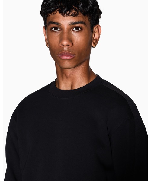 ARMANI EXCHANGE(アルマーニエクスチェンジ)の「【A|X アルマーニ エクスチェンジ】ロゴテープ クルーネックスウェットプルオーバー(スウェット・メンズ・セージグリーン/ブラック・LARGE/MEDIUM/SMALL/X-LARGE/X-SMALL)」の4枚目の写真