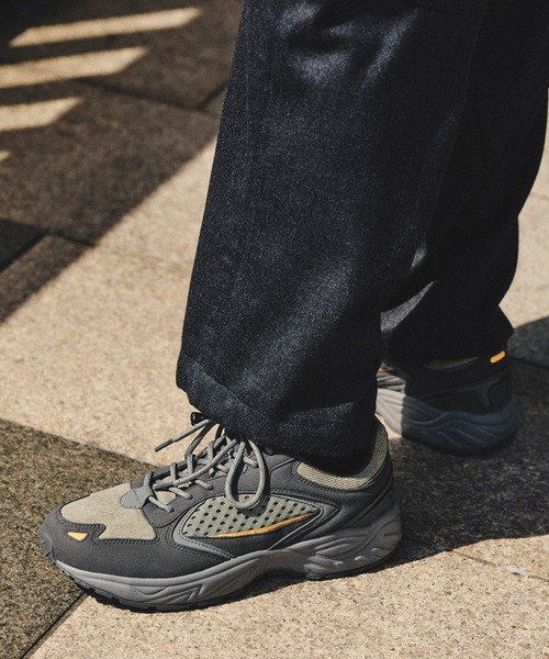 MoonStar（ムーンスター）の「MOONSTAR 810s STUDEN WARM スチューデン ウォーム スニーカー ハイテクダッドスニーカー 厚底 23～28cm（スニーカー・レディース・グレー/ライトグレー・23/24/25/26/27/28）」の4枚目の写真