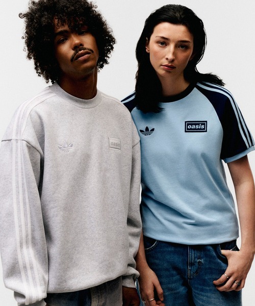 adidas Originals × Oasis ツアースリーストライプス Tシャツ