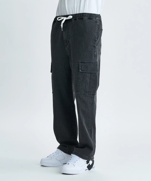 DC SHOES(ディーシーシューズ)の「25 WIDE CARGO PANT /DCストレッチウエストゴムワイド裾ドローコード付きシルエットカーゴパンツ(カーゴパンツ・メンズ・ブラック系その他/カーキ/ブラック/ライトブルー/インディゴブルー・X-LARGE/MEDIUM/LARGE)」の9枚目の写真