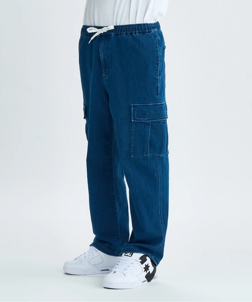 DC SHOES(ディーシーシューズ)の「25 WIDE CARGO PANT /DCストレッチウエストゴムワイド裾ドローコード付きシルエットカーゴパンツ(カーゴパンツ・メンズ・ブラック系その他/カーキ/ブラック/ライトブルー/インディゴブルー・X-LARGE/MEDIUM/LARGE)」の20枚目の写真