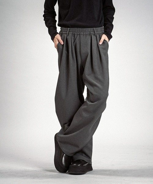 NO ID.（ノーアイディ）の「【NO ID.】Two-Tuck Easy Parachute Trousers / ツータック イージー パラシュート トラウザーズ（スラックス・メンズ・ブラック/グレー/ブラウン・2/1）」の19枚目の写真