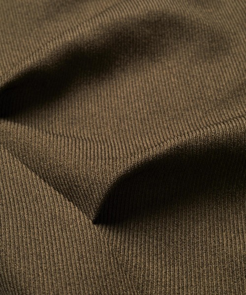 NO ID.（ノーアイディ）の「【NO ID.】Two-Tuck Easy Parachute Trousers / ツータック イージー パラシュート トラウザーズ（スラックス・メンズ・ブラック/グレー/ブラウン・2/1）」の5枚目の写真