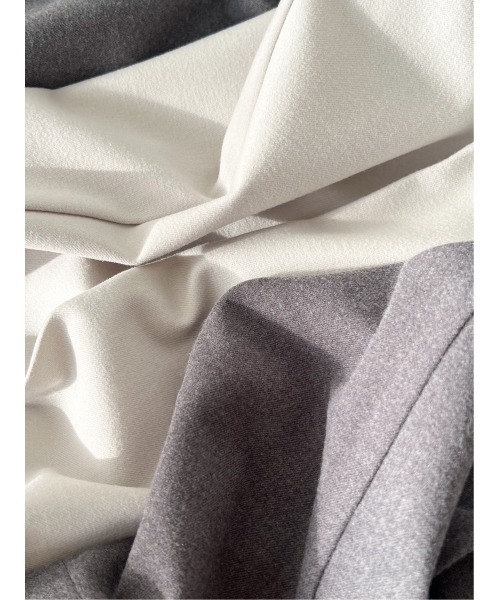 JUMELLE（ジュメロ）の「warm loose slacks【低身長】（スラックス・レディース・アイボリー・MEDIUM/SMALL）」の11枚目の写真