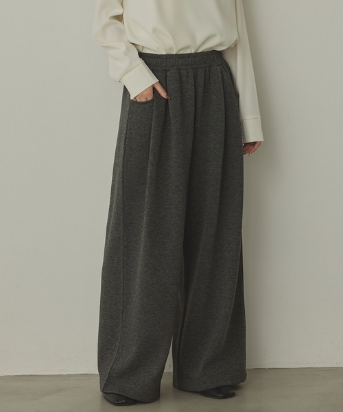 hunch（ハンチ）の「ベロアボンディング スウェットワイドパンツ（スウェットパンツ・レディース・ブラック/アイボリー/チャコール・FREE）」の11枚目の写真