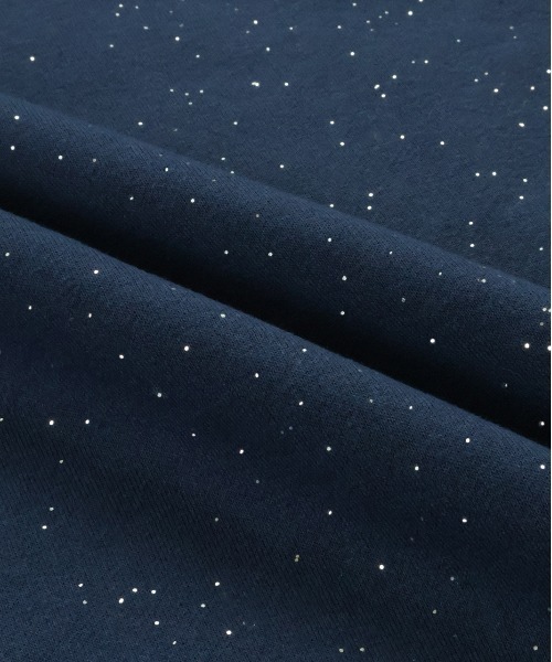 ad thie（アドティエ）の「裏起毛 ショート丈 ラメ フーディーパーカー（パーカー・レディース・ネイビー/ブラック/ブラウン・FREE）」の6枚目の写真