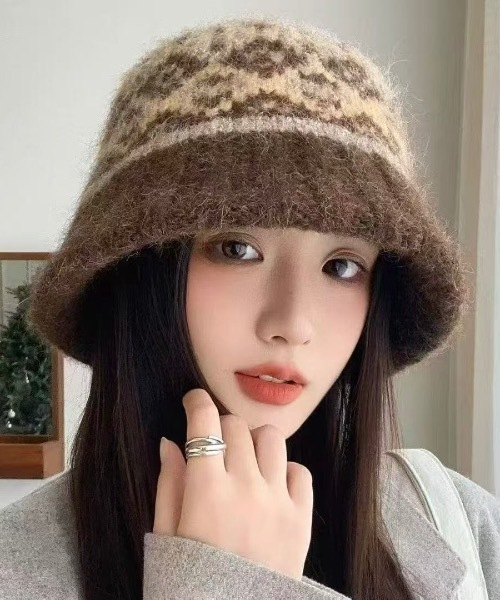 Burner（バーナー）の「【CHI SELECT】フェアアイル柄　ニットハット　chi-bosi-29-19（ハット・レディース・ブラック系その他/レッド系その他/ベージュ系その他/ブラウン系その他/グレー系その他・FREE）」の8枚目の写真