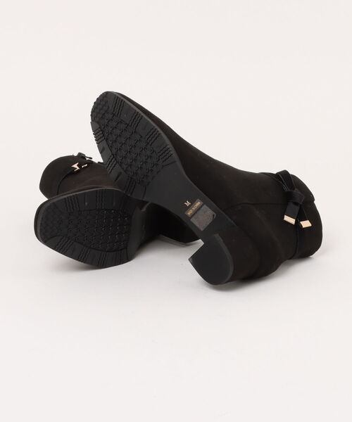 Pitti（ピッティ）の「ノットリボン2WAYショートブーツ（ブーツ・レディース・ダークブラウン/ブラック系その他6/ブラック・S/L/M）」の5枚目の写真