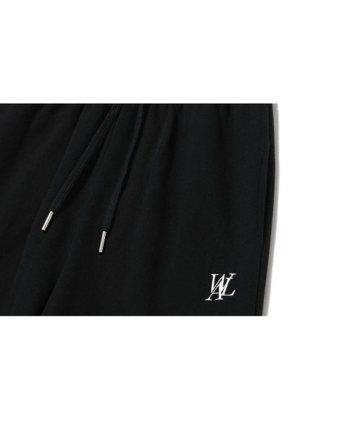 WOOALONG（ウアロン）の「Signature relax wide pants - BLACK（スウェットパンツ・レディース・ブラック・LARGE/MEDIUM/SMALL）」の6枚目の写真