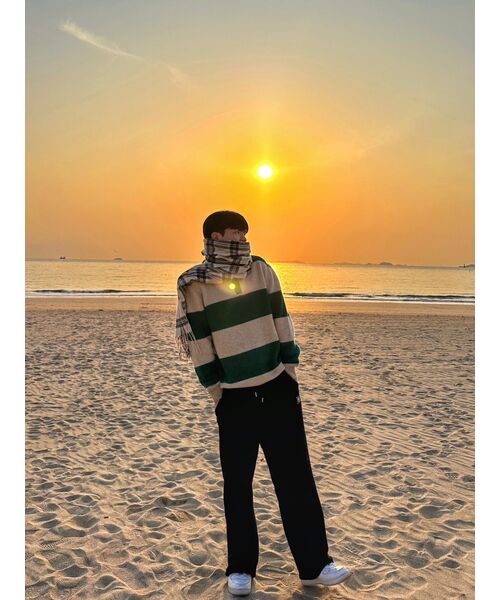 WOOALONG（ウアロン）の「Signature relax wide pants - BLACK（スウェットパンツ・レディース・ブラック・LARGE/MEDIUM/SMALL）」の17枚目の写真