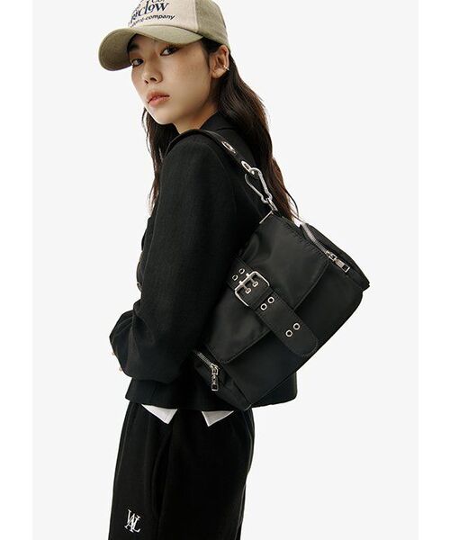 WOOALONG（ウアロン）の「Signature relax wide pants - BLACK（スウェットパンツ・レディース・ブラック・LARGE/MEDIUM/SMALL）」の18枚目の写真