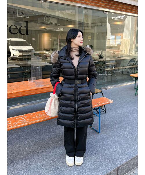 WOOALONG（ウアロン）の「Signature relax wide pants - BLACK（スウェットパンツ・レディース・ブラック・LARGE/MEDIUM/SMALL）」の20枚目の写真