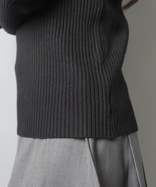 SPINNS（スピンズ）の「ワンホン系デコルテ美人☆上品オフショルリボンニット（ニット/セーター・レディース・ブラック/グレー/ホワイト・ONESIZE）」の20枚目の写真