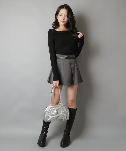 SPINNS（スピンズ）の「ワンホン系デコルテ美人☆上品オフショルリボンニット（ニット/セーター・レディース・ブラック/グレー/ホワイト・ONESIZE）」の13枚目の写真