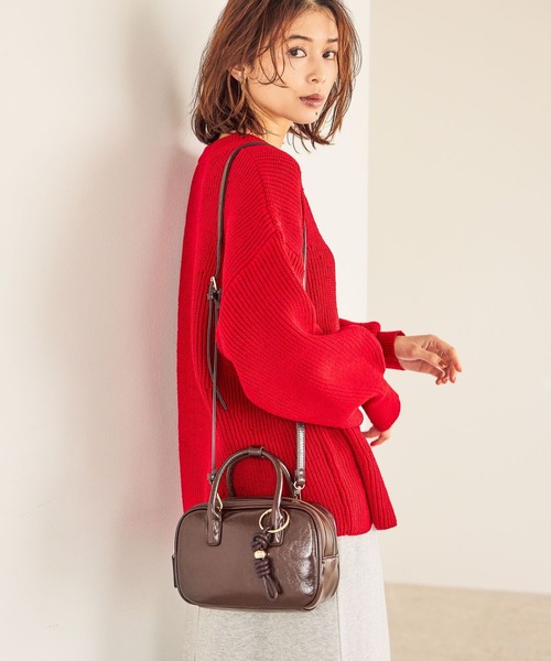 studio CLIP（スタディオクリップ）の「チャーム付き2ROOMボストンバッグ（トートバッグ・レディース・ブラック/ブラウン/グリーン/アイボリー・FREE）」の6枚目の写真