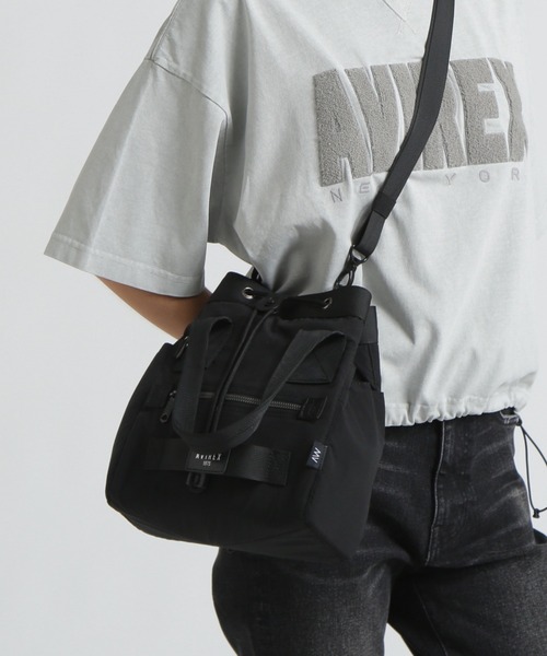 AVIREX（アヴィレックス）の「《直営店限定》RIPSTOP MINI SHOULDER BAG/リップストップ ミニショルダーバッグ（ショルダーバッグ・レディース・カモフラージュ/ブラック/セージグリーン・F）」の2枚目の写真