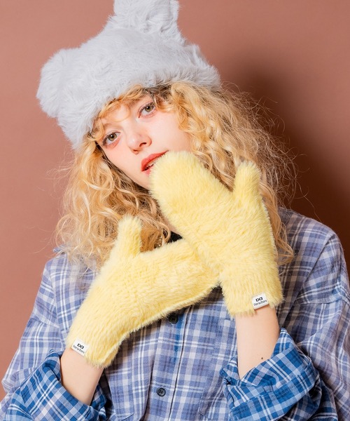 an meets zakka(アンミツザッカ)の「an meets zakka シャギーファーニットミトングローブ(手袋・レディース・グレー/ベージュ/ラベンダー/イエロー/ホワイト/グリーン/ライトグリーン/ピンク/レッド/ブラック/ライトブルー/ライトピンク・ONESIZE)」の9枚目の写真