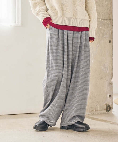 studio CLIP（スタディオクリップ）の「ツイードライクバレルパンツ[プチ・プラスサイズあり]（その他パンツ・レディース・ブラウン/その他1/その他2/ブラック・PF/ﾌﾘｰ(L)/LARGE/MEDIUM）」の5枚目の写真