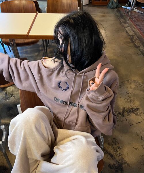THE MYSTERIOUS HOTEL（ザミステリアスホテル）の「08 CUT-OFF SWEAT PT [BLUE]（その他パンツ・レディース・ブルー/オートミール・FREE）」の5枚目の写真