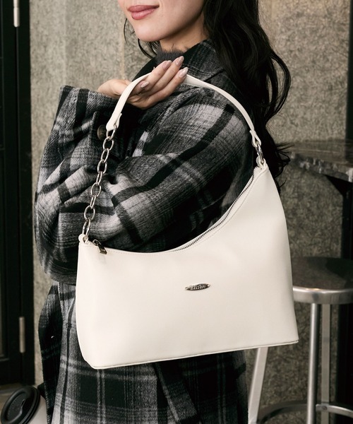 Elishe(エリシェ)の「アシメワンハンドルバッグ(ハンドバッグ・レディース・ブラック/ホワイト/ブラウン・FREE)」の2枚目の写真