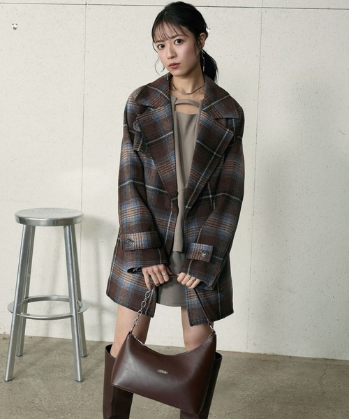 Elishe(エリシェ)の「アシメワンハンドルバッグ(ハンドバッグ・レディース・ブラック/ホワイト/ブラウン・FREE)」の16枚目の写真