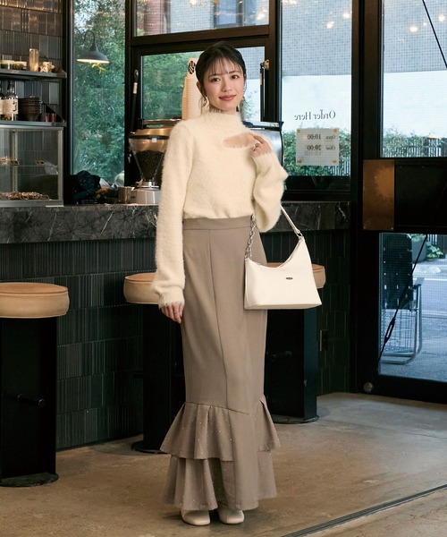 Elishe(エリシェ)の「アシメワンハンドルバッグ(ハンドバッグ・レディース・ブラック/ホワイト/ブラウン・FREE)」の9枚目の写真