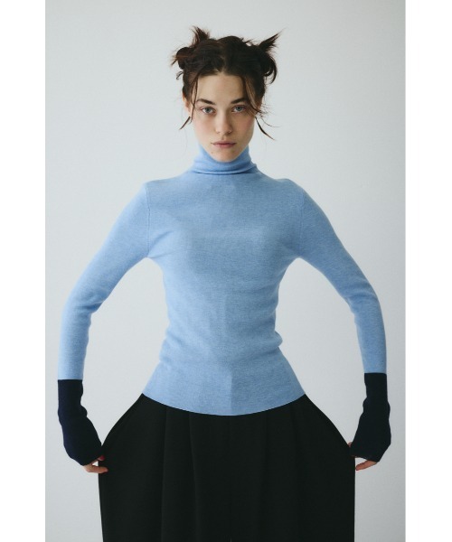 HeRIN.CYE(ヘリンドットサイ)の「Bi color hem knit tops バイカラーヘムニットトップス(ニット/セーター・レディース・オフホワイト/ブルー/グレー/ベージュ・FREE)」の4枚目の写真