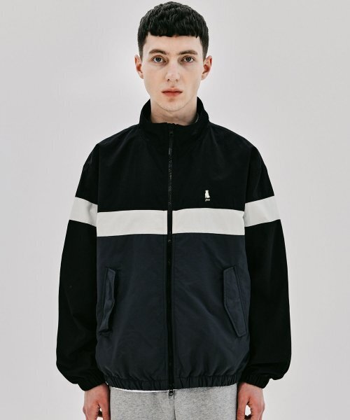 YALE(イェール)の「ナイロン トラック ブルゾン グリーン(ブルゾン・レディース・その他・MEDIUM/LARGE/SMALL)」の5枚目の写真