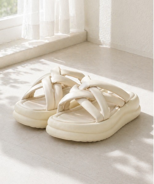 Per sist ence(パーシエンス)の「クロスラインサンダル(サンダル・レディース・ブラウン/ブラック/アイボリー・LARGE/MEDIUM)」の2枚目の写真