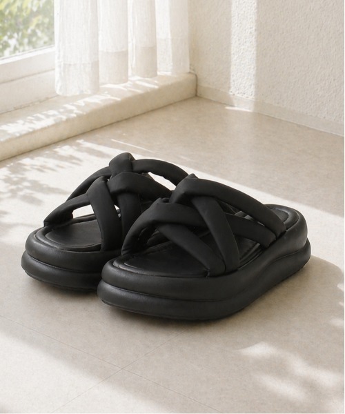 Per sist ence(パーシエンス)の「クロスラインサンダル(サンダル・レディース・ブラウン/ブラック/アイボリー・LARGE/MEDIUM)」の1枚目の写真