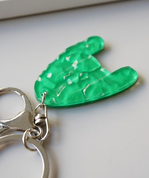 【新品未使用】【 Sowel. / ソエル 】 魚 モチーフ 刺繍 キーリング キーホルダー 「 Sowel. / ソエル 」 魚 モチーフ 刺繍 キーリング