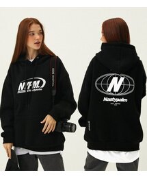 NP STUDIO（エヌピースタジオ）の「N ギャラクシーロゴフードパーカー ブラック（パーカー）」