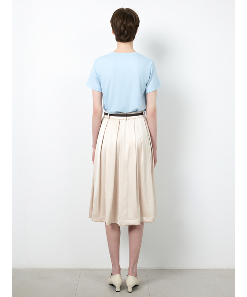 LEAUET(ルエ)の「Belle Beige Pleated Midi Skirt (Belt Set)(スカート・レディース・その他・SMALL/MEDIUM)」の4枚目の写真