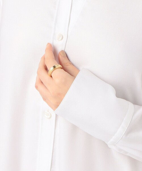 TOMORROWLAND (トゥモローランド)の「LIE STUDIO THE AMELIA ゴールドリング(リング・レディース・ゴールド・XXL)」の2枚目の写真