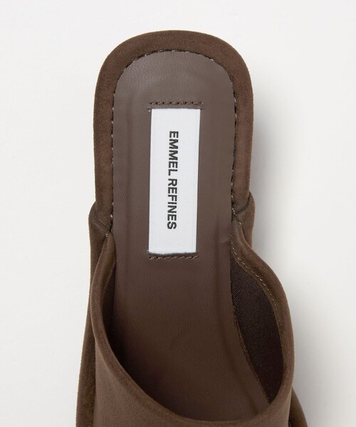 EMMEL REFINES(エメルリファインズ)の「<EMMEL REFINES>EM スクエアトゥ フィット ミュール(サンダル・レディース・クリーム/ダークブラウン/ブラック・L/M/S)」の12枚目の写真