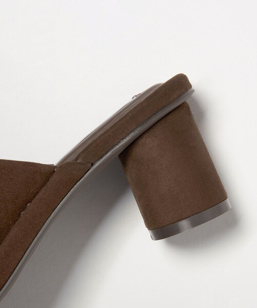 EMMEL REFINES(エメルリファインズ)の「<EMMEL REFINES>EM スクエアトゥ フィット ミュール(サンダル・レディース・クリーム/ダークブラウン/ブラック・L/M/S)」の14枚目の写真