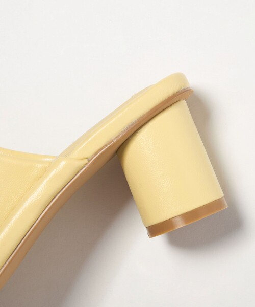 EMMEL REFINES(エメルリファインズ)の「<EMMEL REFINES>EM スクエアトゥ フィット ミュール(サンダル・レディース・クリーム/ダークブラウン/ブラック・L/M/S)」の20枚目の写真