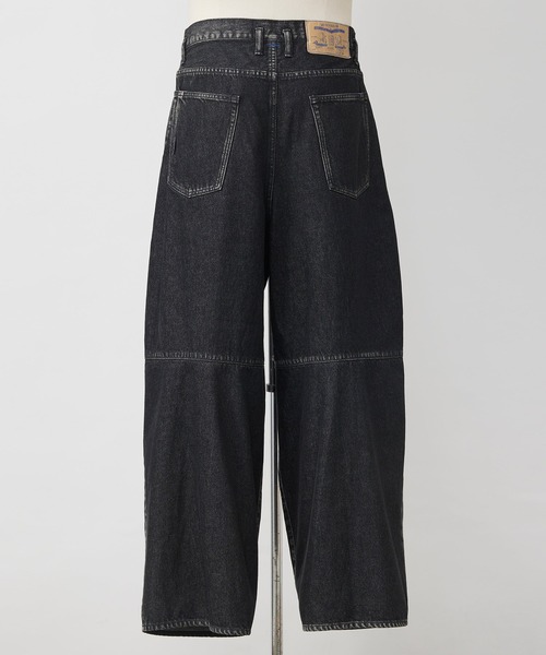 SHINYAKOZUKA（シンヤコヅカ）の「【SHINYAKOZUKA/シンヤコズカ】DAMEGED ORDINARY CITY BAGGY（デニムパンツ・メンズ・インディゴブルー/ブラック・M/S）」の3枚目の写真