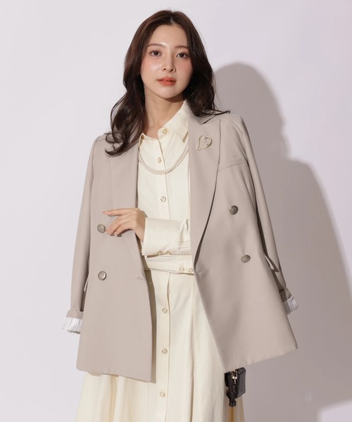 Apuweiser-riche（アプワイザーリッシェ）の「ハートブローチテーラージャケット（その他アウター・レディース・グレイッシュベージュ・2/1）」の2枚目の写真