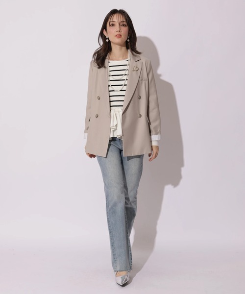 Apuweiser-riche（アプワイザーリッシェ）の「ハートブローチテーラージャケット（その他アウター・レディース・グレイッシュベージュ・2/1）」の6枚目の写真